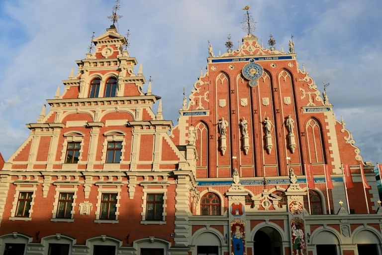 Latvijas 2027. gada budžets: vai deficīts iekļausies 3% robežās?